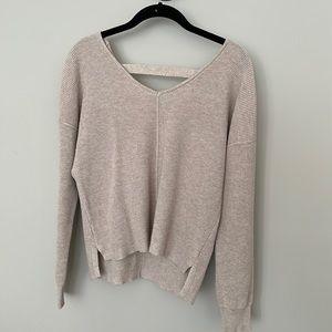 PINK ROSE V-Neck Sweater